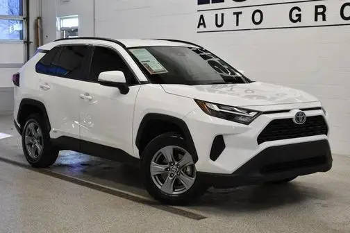 2022 Toyota RAV4 Hybrid XLE AWD photo