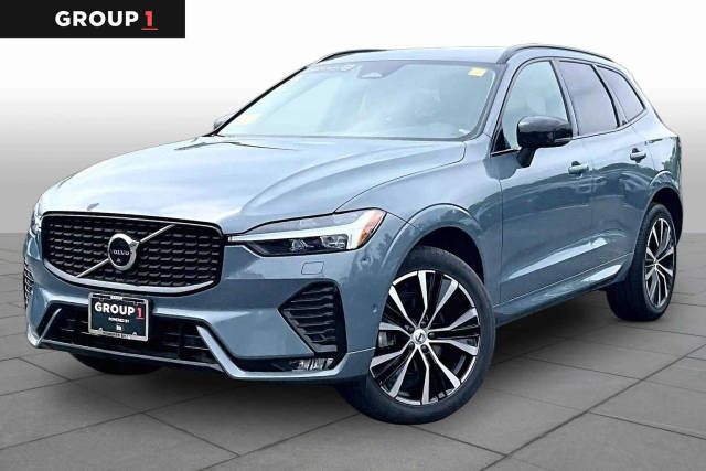 2023 Volvo XC60 Plus Dark Theme AWD photo