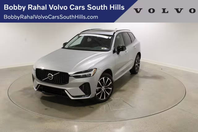 2023 Volvo XC60 Plus Dark Theme AWD photo