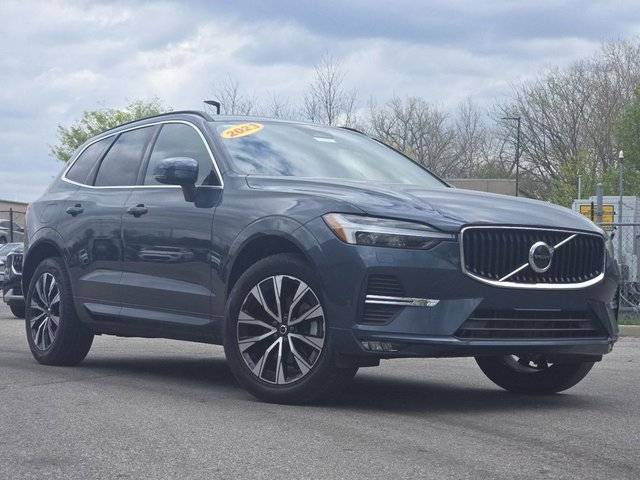 2023 Volvo XC60 Core AWD photo