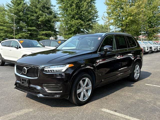 2023 Volvo XC90 Core AWD photo