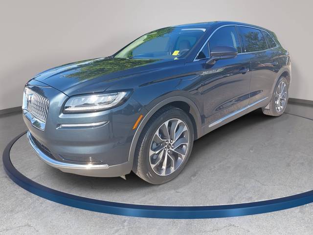 2022 Lincoln Nautilus Reserve AWD photo