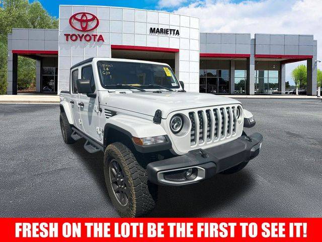 2022 Jeep Gladiator Overland 4WD photo