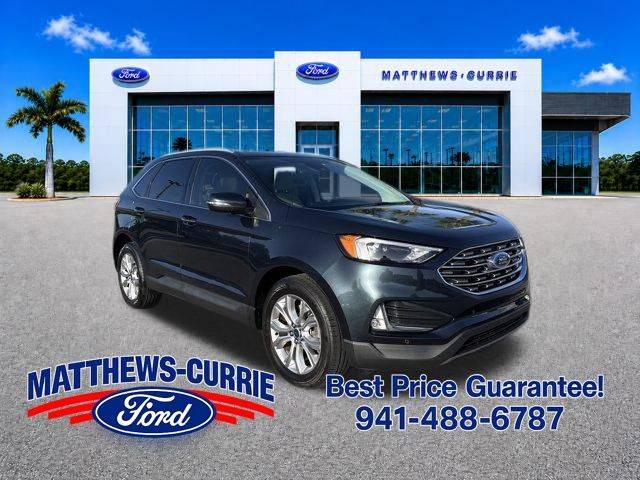 2022 Ford Edge Titanium AWD photo