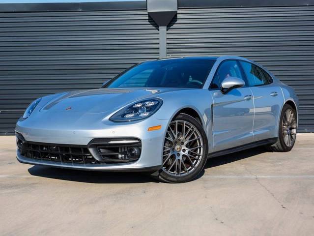 2023 Porsche Panamera Platinum Edition RWD photo