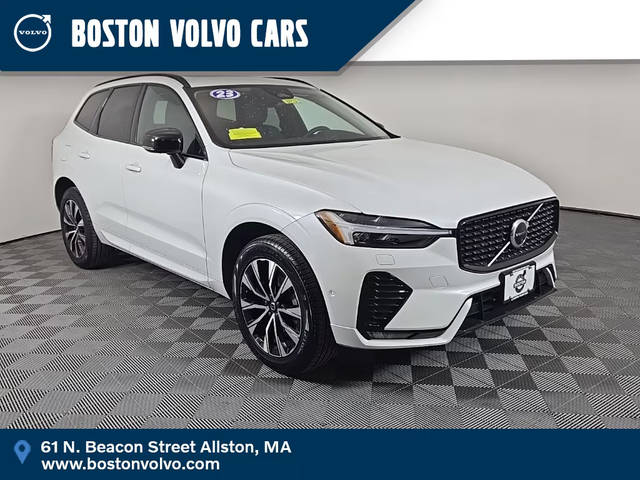 2023 Volvo XC60 Plus Dark Theme AWD photo