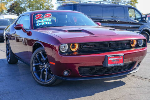 2022 Dodge Challenger SXT RWD photo