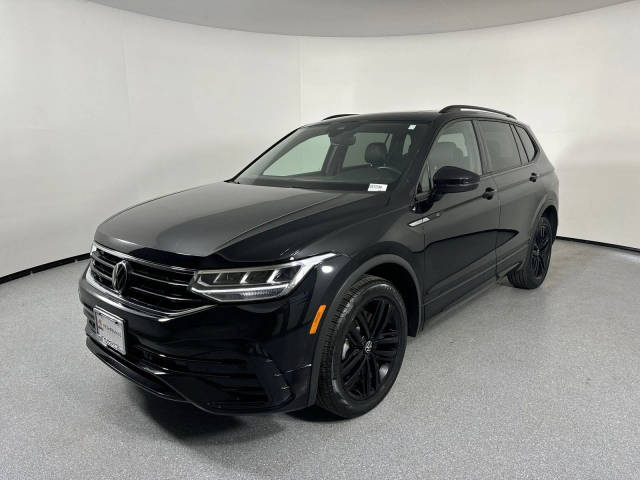 2022 Volkswagen Tiguan SE R-Line Black AWD photo