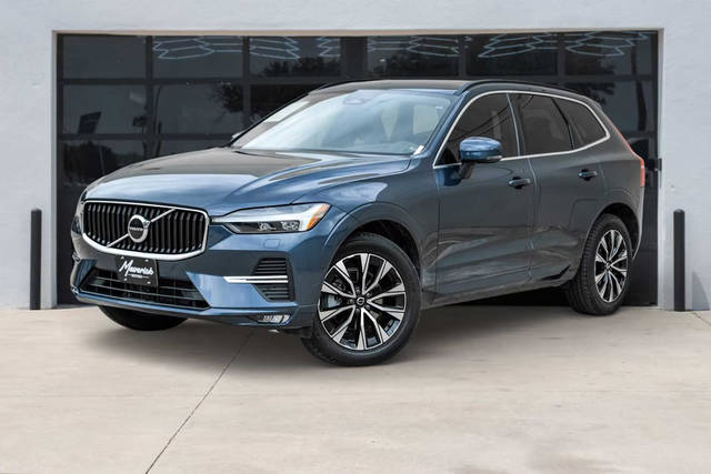 2023 Volvo XC60 Core FWD photo