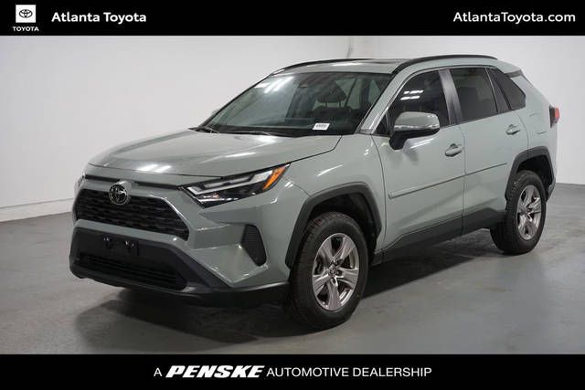 2022 Toyota RAV4 XLE FWD photo