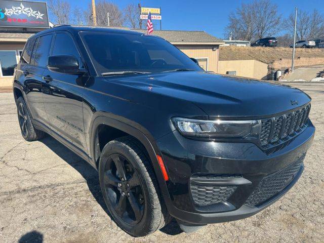 2022 Jeep Grand Cherokee Altitude 4WD photo