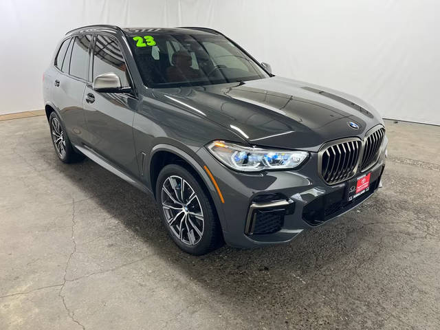 2023 BMW X5 M50i AWD photo