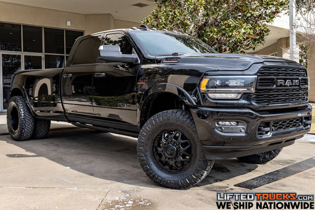 2022 Ram 3500 Limited 4WD photo