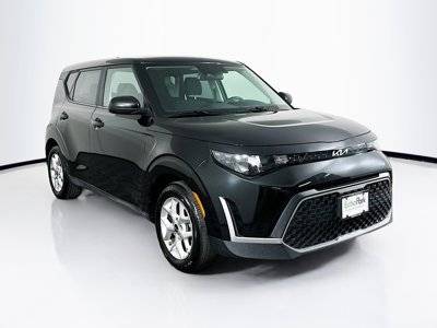 2023 Kia Soul LX FWD photo