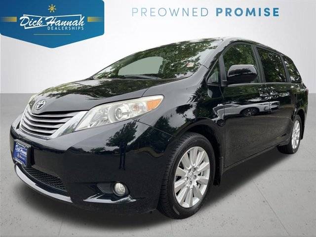 2017 Toyota Sienna XLE AWD photo