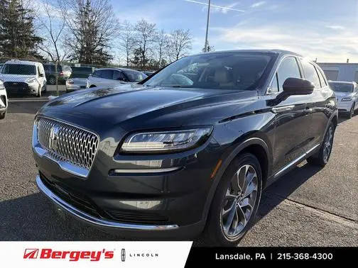 2022 Lincoln Nautilus Reserve AWD photo