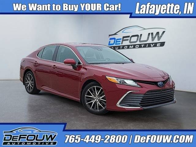 2022 Toyota Camry Hybrid XLE FWD photo