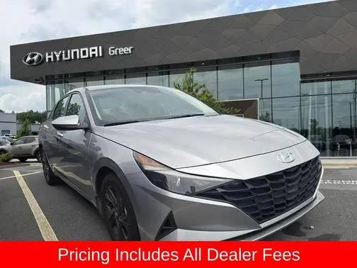 2023 Hyundai Elantra SEL FWD photo