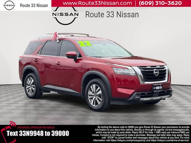 2022 Nissan Pathfinder SL 4WD photo