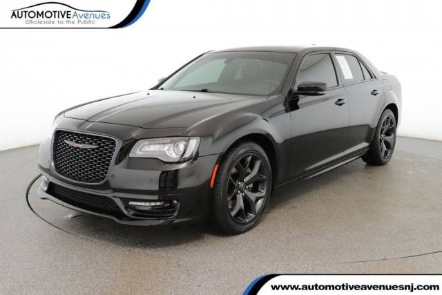 2022 Chrysler 300 300S RWD photo