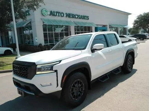 2022 Nissan Frontier PRO-X RWD photo
