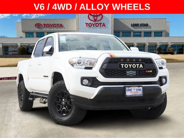 2022 Toyota Tacoma SR5 4WD photo