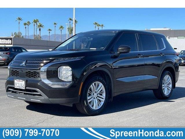 2022 Mitsubishi Outlander ES 4WD photo