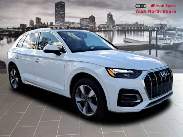 2022 Audi Q5 Premium Plus AWD photo