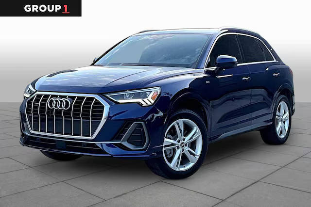 2022 Audi Q3 S line Premium Plus AWD photo