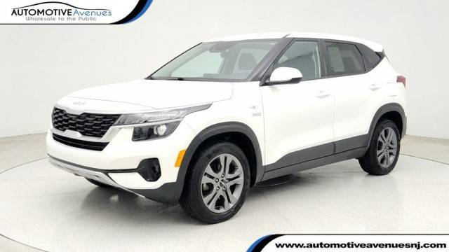 2023 Kia Seltos LX AWD photo