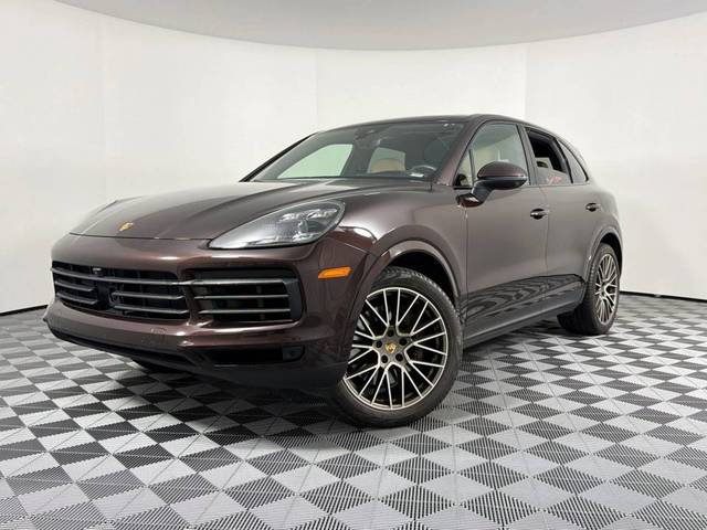 2022 Porsche Cayenne Platinum Edition AWD photo