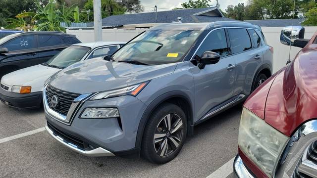 2022 Nissan Rogue Platinum FWD photo