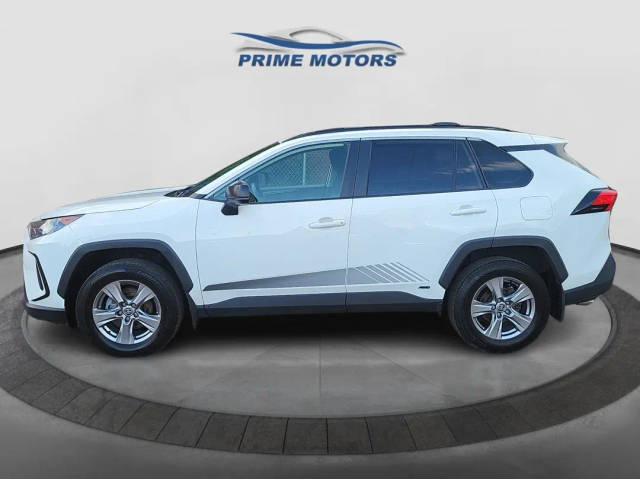 2022 Toyota RAV4 Hybrid LE AWD photo