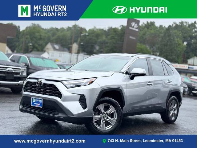 2022 Toyota RAV4 XLE AWD photo