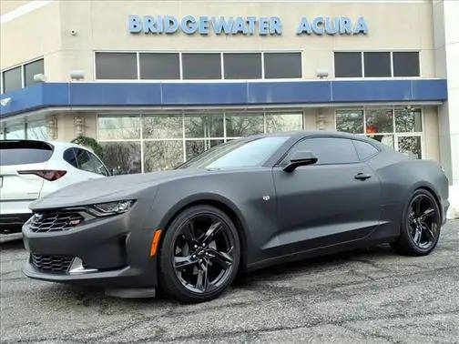 2022 Chevrolet Camaro 1LT RWD photo