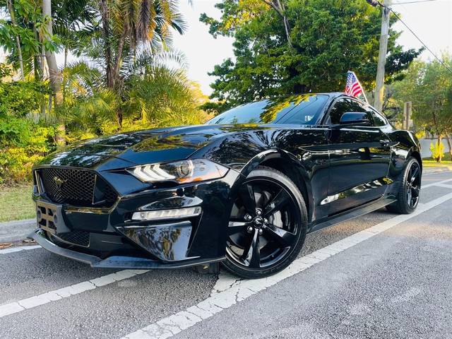 2022 Ford Mustang GT RWD photo