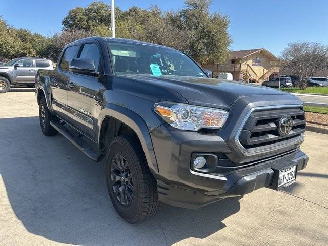 2022 Toyota Tacoma SR5 4WD photo
