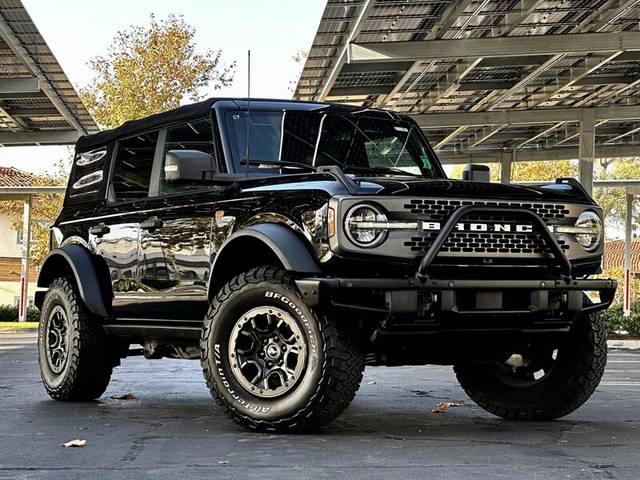 2022 Ford Bronco 4 Door Badlands 4WD photo