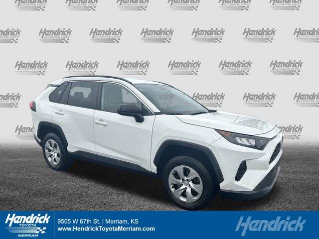 2019 Toyota RAV4 LE AWD photo