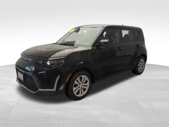 2023 Kia Soul LX FWD photo