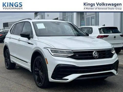 2022 Volkswagen Tiguan SE R-Line Black AWD photo