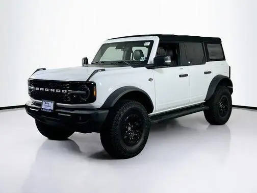 2022 Ford Bronco 4 Door Wildtrak 4WD photo
