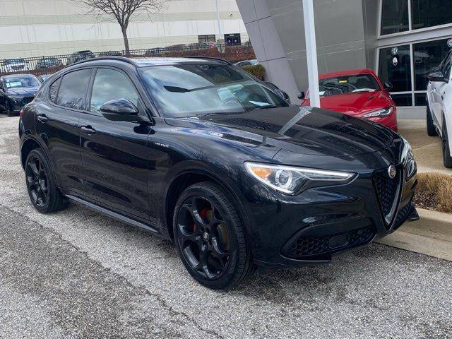 2023 Alfa Romeo Stelvio Veloce AWD photo