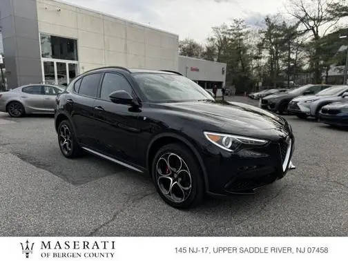 2023 Alfa Romeo Stelvio Ti AWD photo