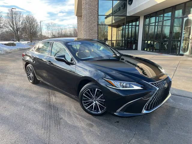 2022 Lexus ES ES 350 FWD photo