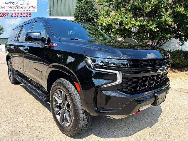 2023 Chevrolet Suburban Z71 4WD photo