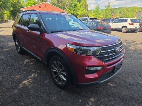 2022 Ford Explorer XLT 4WD photo