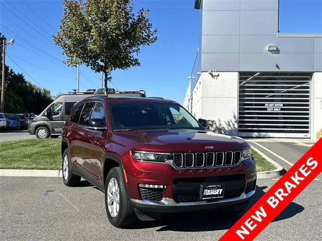 2022 Jeep Grand Cherokee L Limited 4WD photo