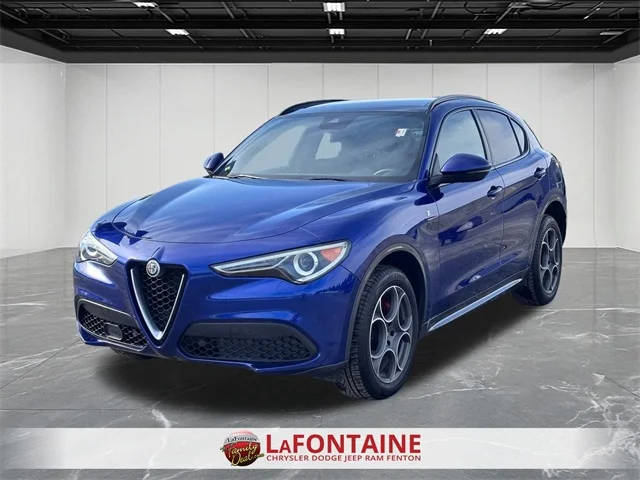 2023 Alfa Romeo Stelvio Ti AWD photo