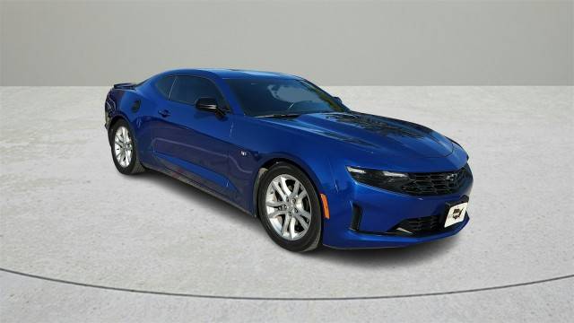 2022 Chevrolet Camaro 1LS RWD photo